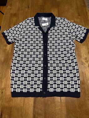Old Navy Navy and White Short Sleeve Knit Polo Cardigan